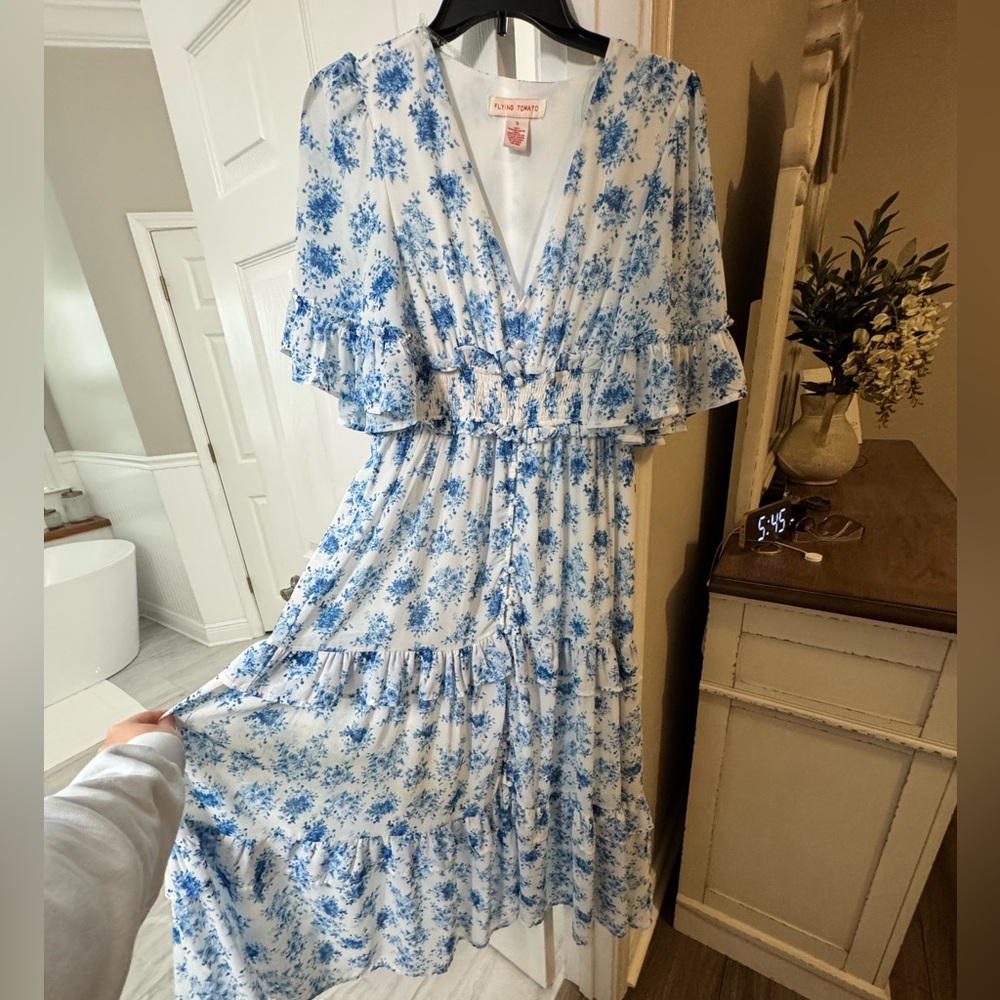 Flying Tomato maxi dress